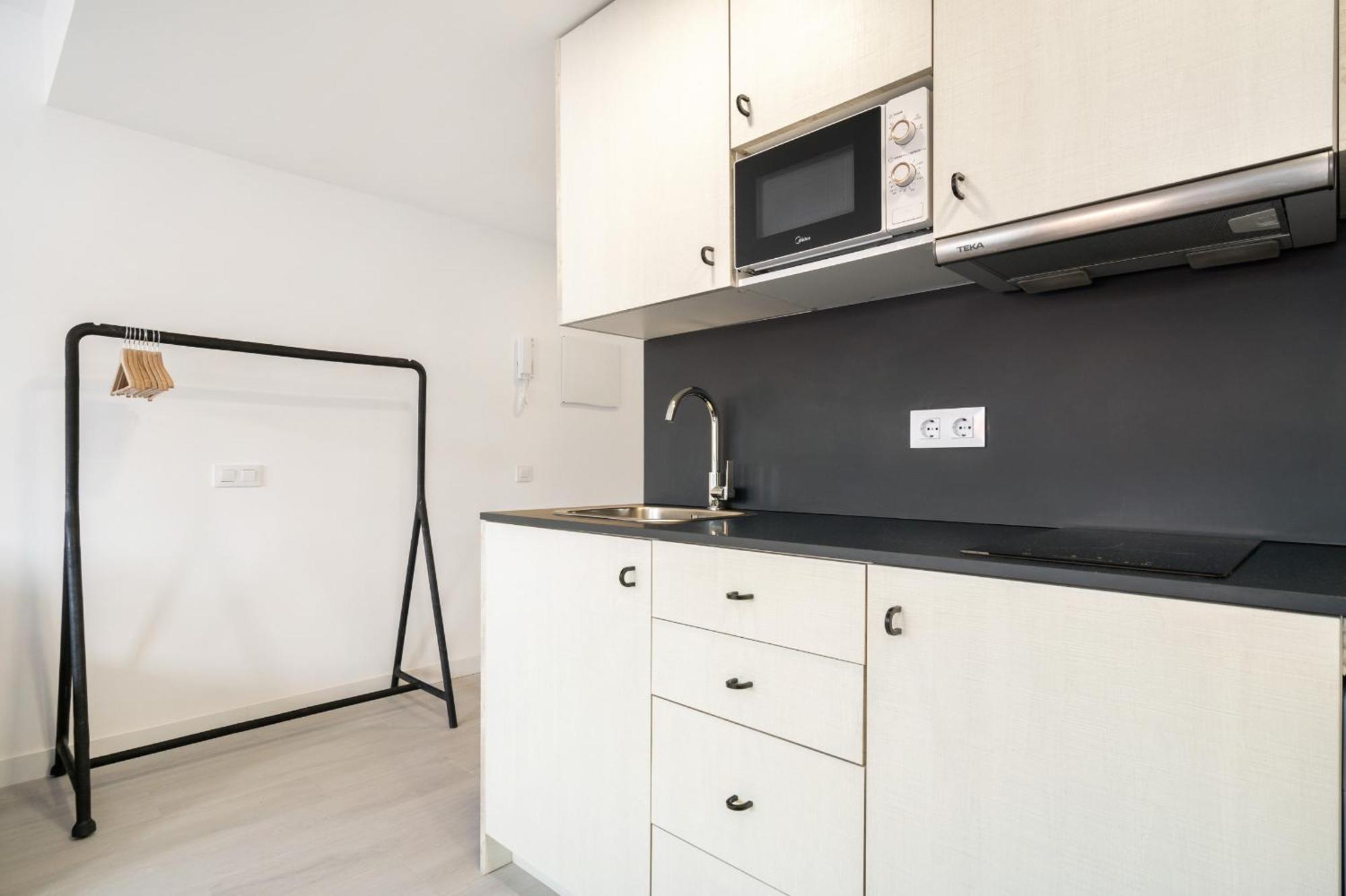 Madriver Apartamentos Reformados Con Parking Gratuito Eksteriør bilde