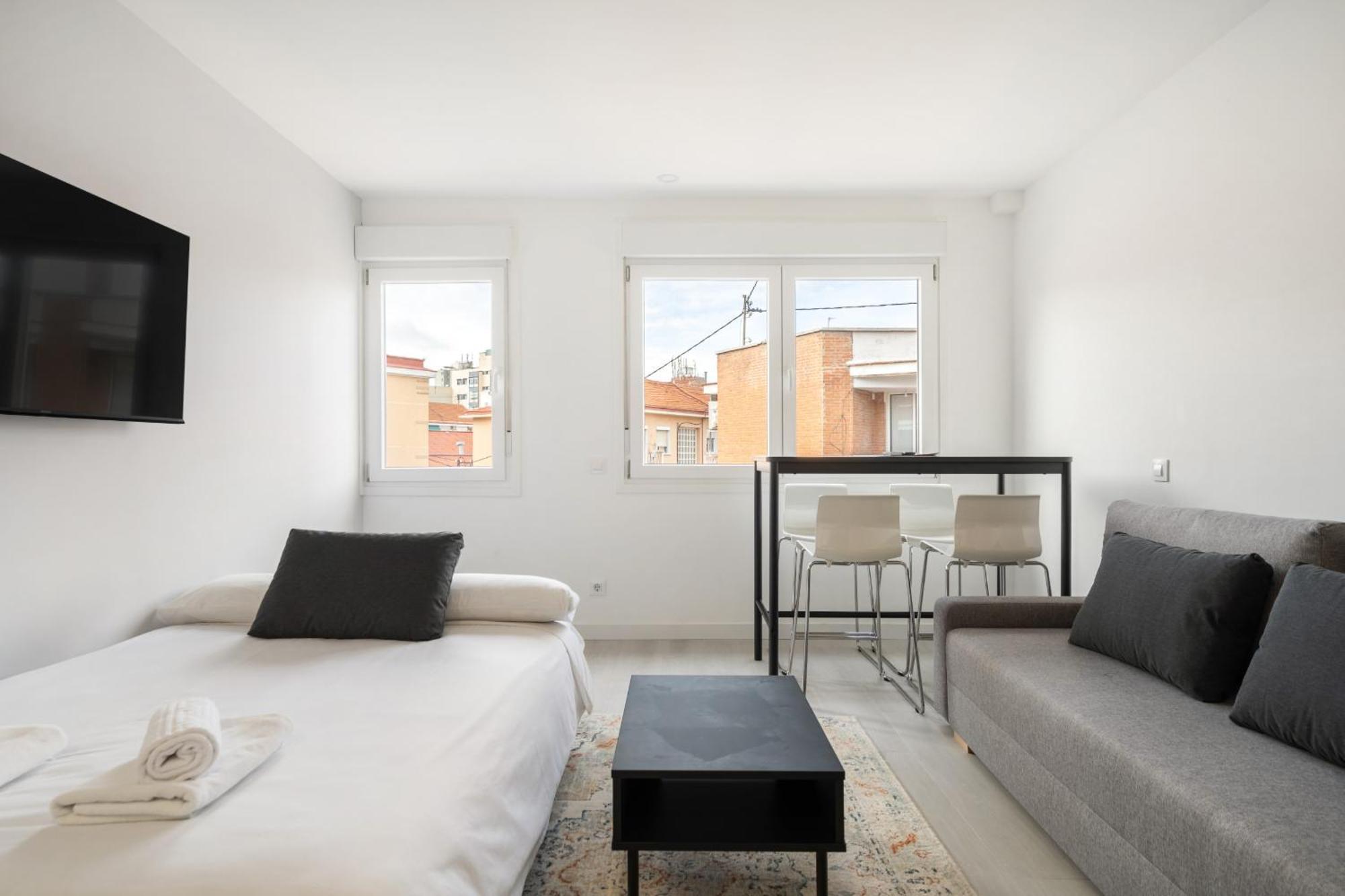 Madriver Apartamentos Reformados Con Parking Gratuito Eksteriør bilde