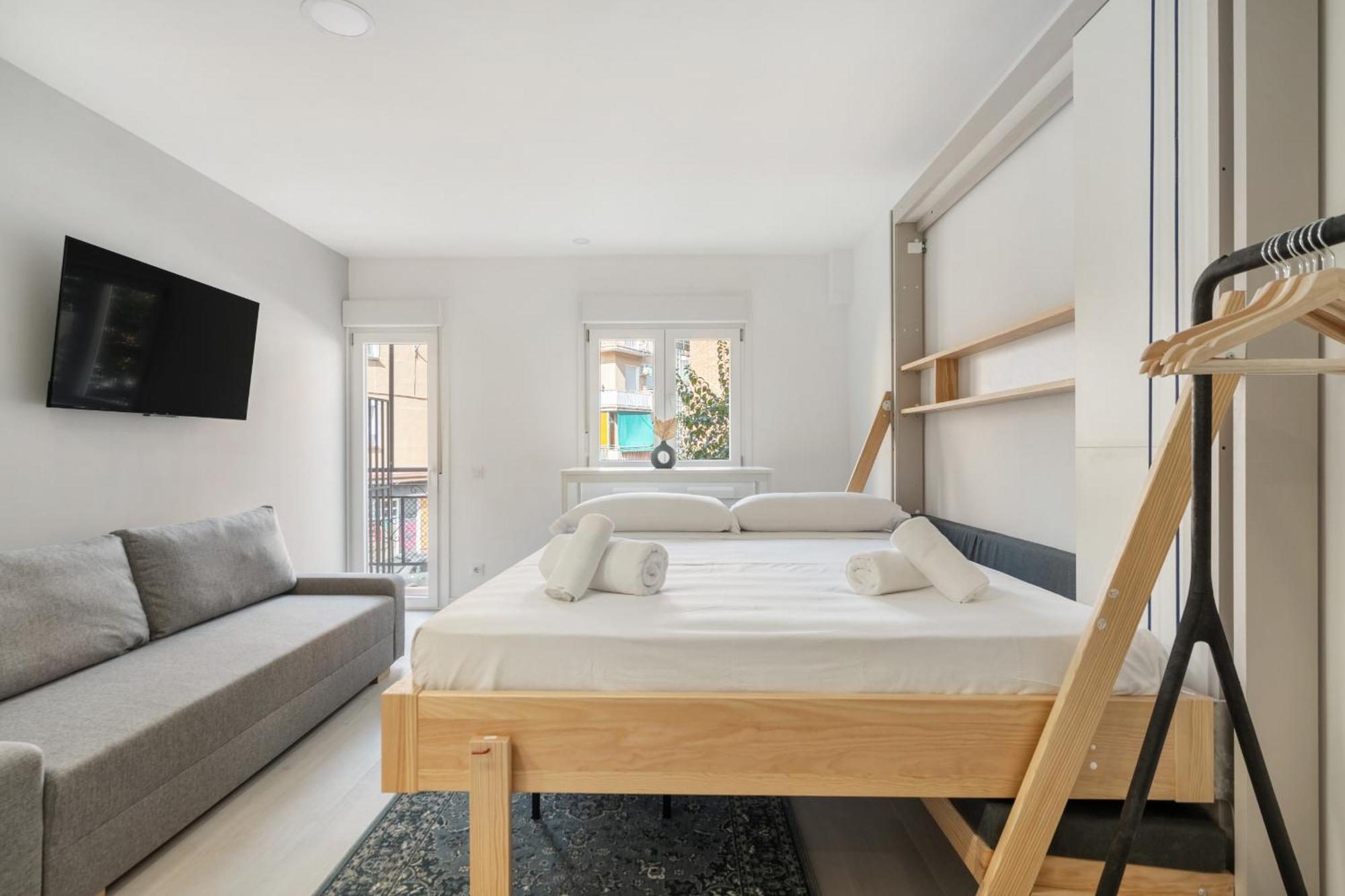 Madriver Apartamentos Reformados Con Parking Gratuito Eksteriør bilde